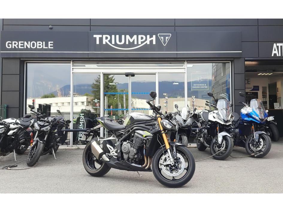 TRIUMPH SPEED TRIPLE 1200 RS